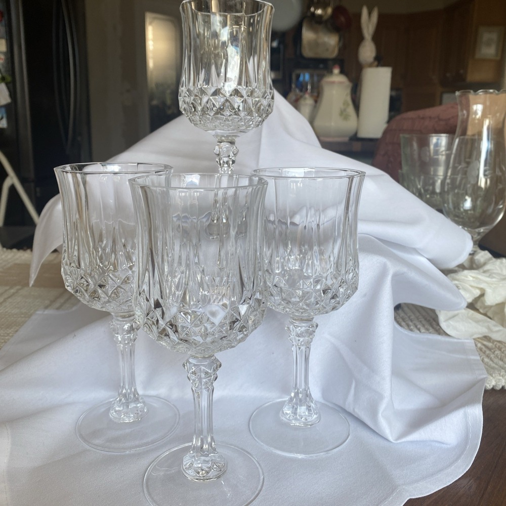 4 Cristal D'Arques Longchamp 5.75 oz Wine Glass